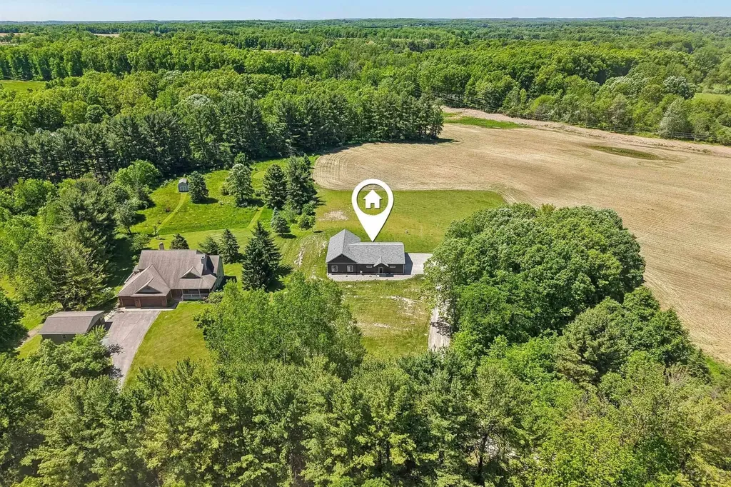 20785 Hogan Road Manchester Township MI 48158
