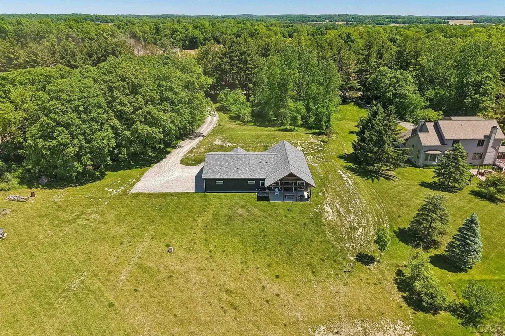 20785 Hogan Road Manchester Township MI 48158