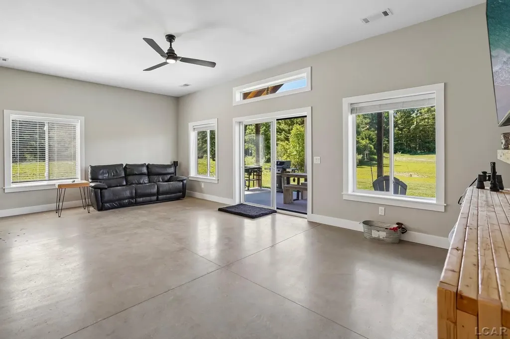 20785 Hogan Road Manchester Township MI 48158