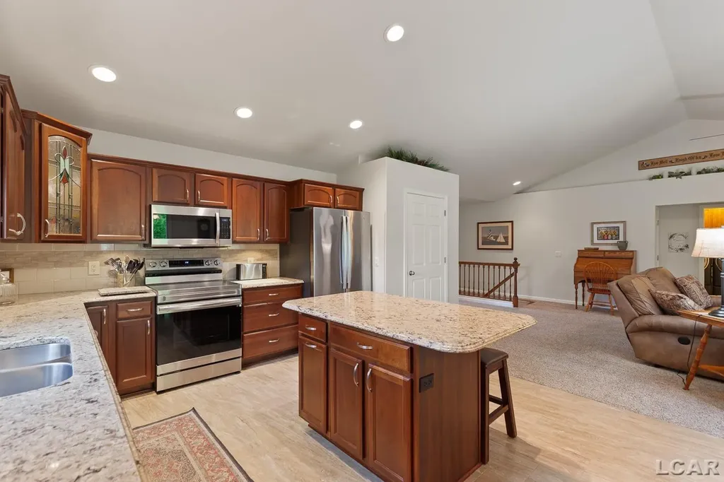 11590 Harrington Place Road Cambridge Township MI 49230