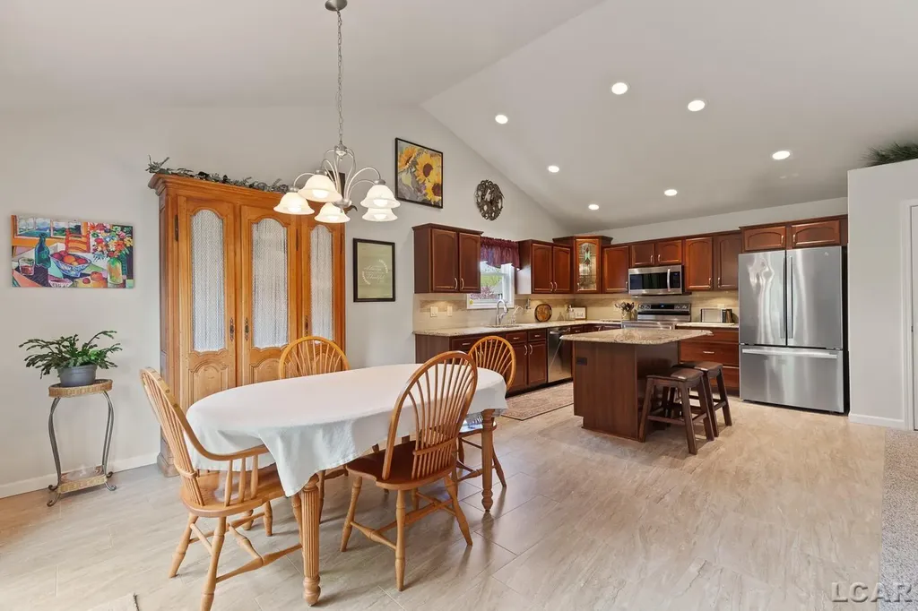 11590 Harrington Place Road Cambridge Township MI 49230