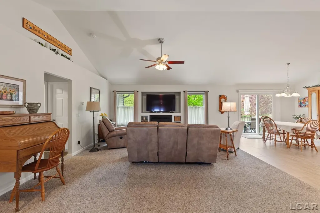 11590 Harrington Place Road Cambridge Township MI 49230