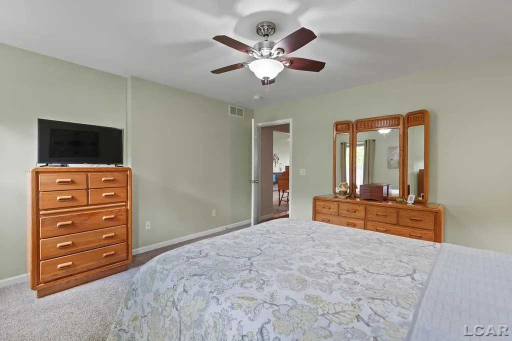 11590 Harrington Place Road Cambridge Township MI 49230
