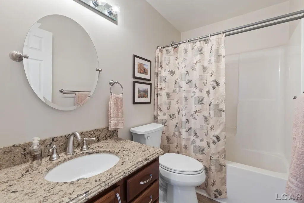 11590 Harrington Place Road Cambridge Township MI 49230