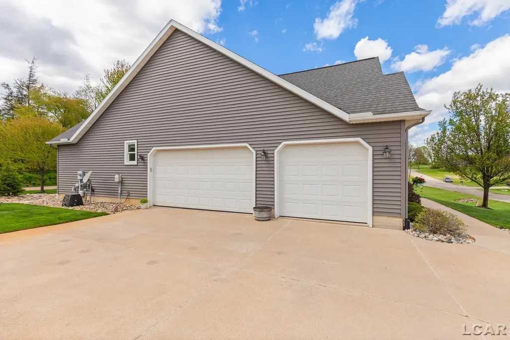 11590 Harrington Place Road Cambridge Township MI 49230