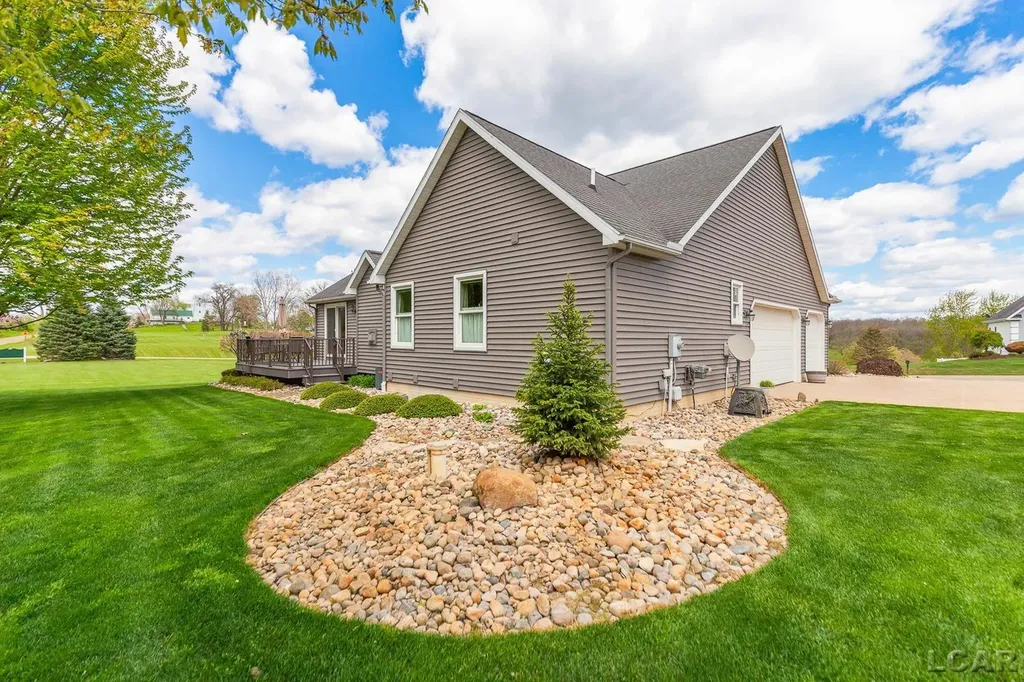 11590 Harrington Place Road Cambridge Township MI 49230