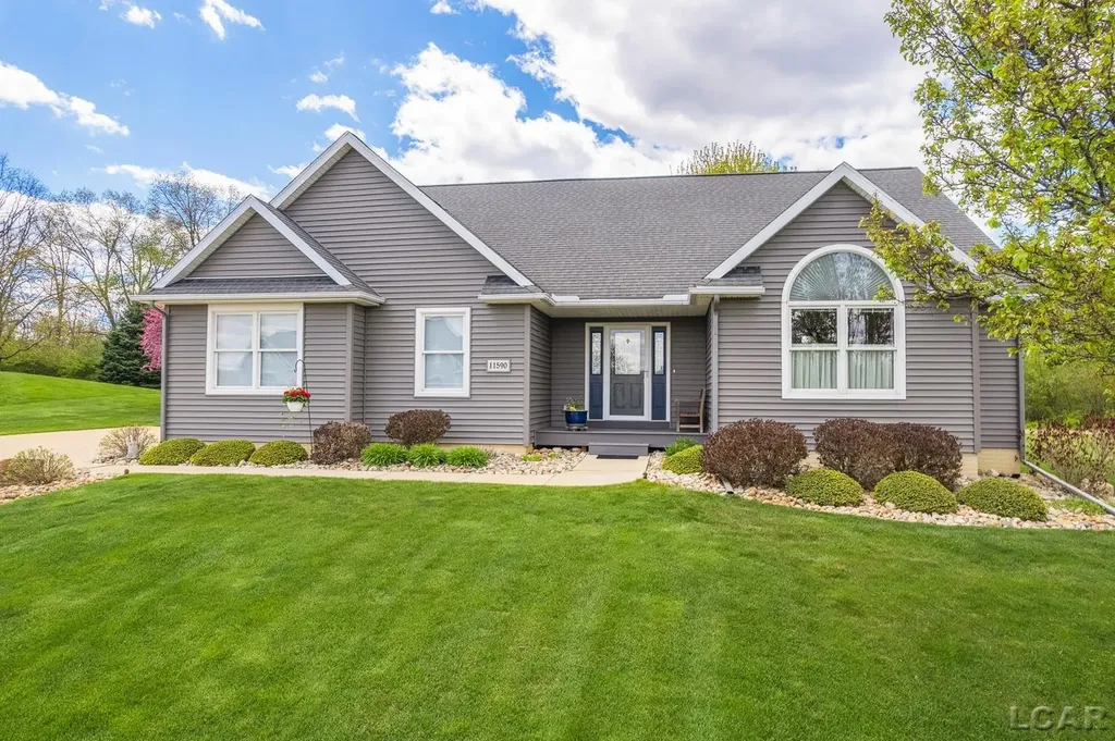 11590 Harrington Place Road Cambridge Township MI 49230