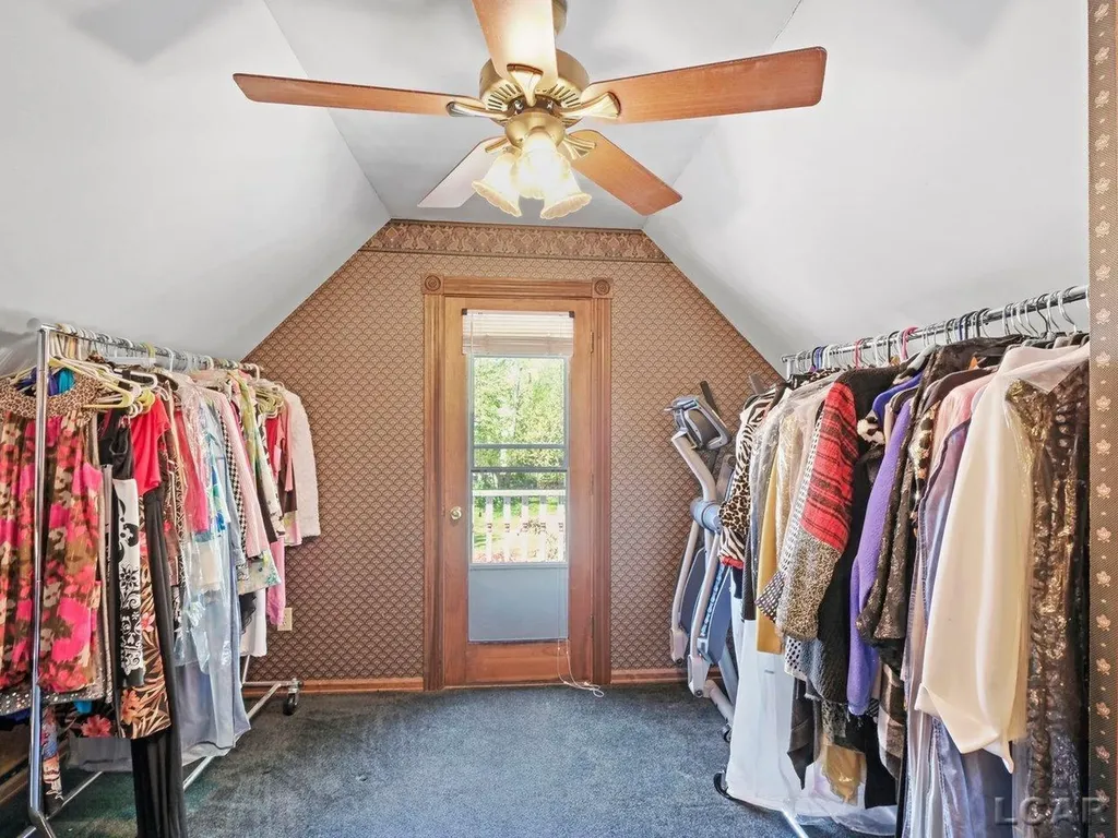 226 Giles Avenue Blissfield Village MI 49228