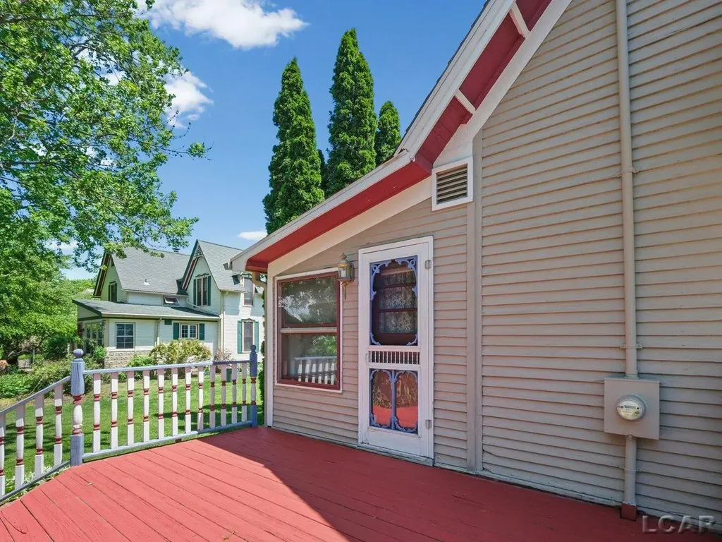 226 Giles Avenue Blissfield Village MI 49228