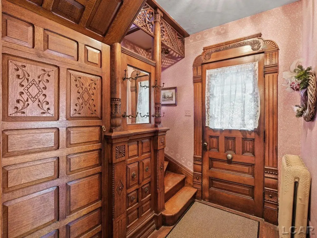 226 Giles Avenue Blissfield Village MI 49228
