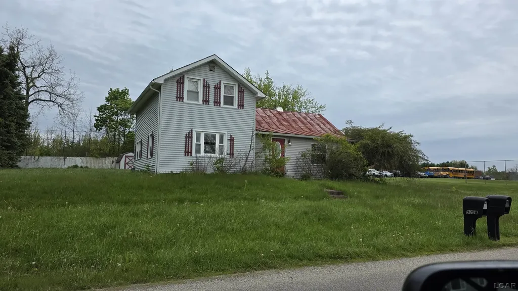 9358 E Market Road Pittsford Township MI 49271
