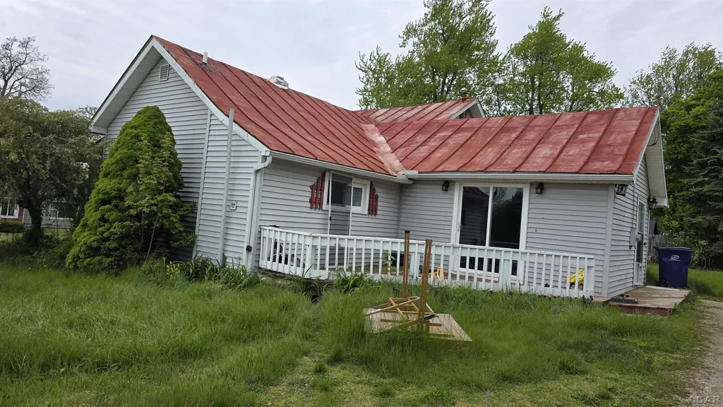 9358 E Market Road Pittsford Township MI 49271