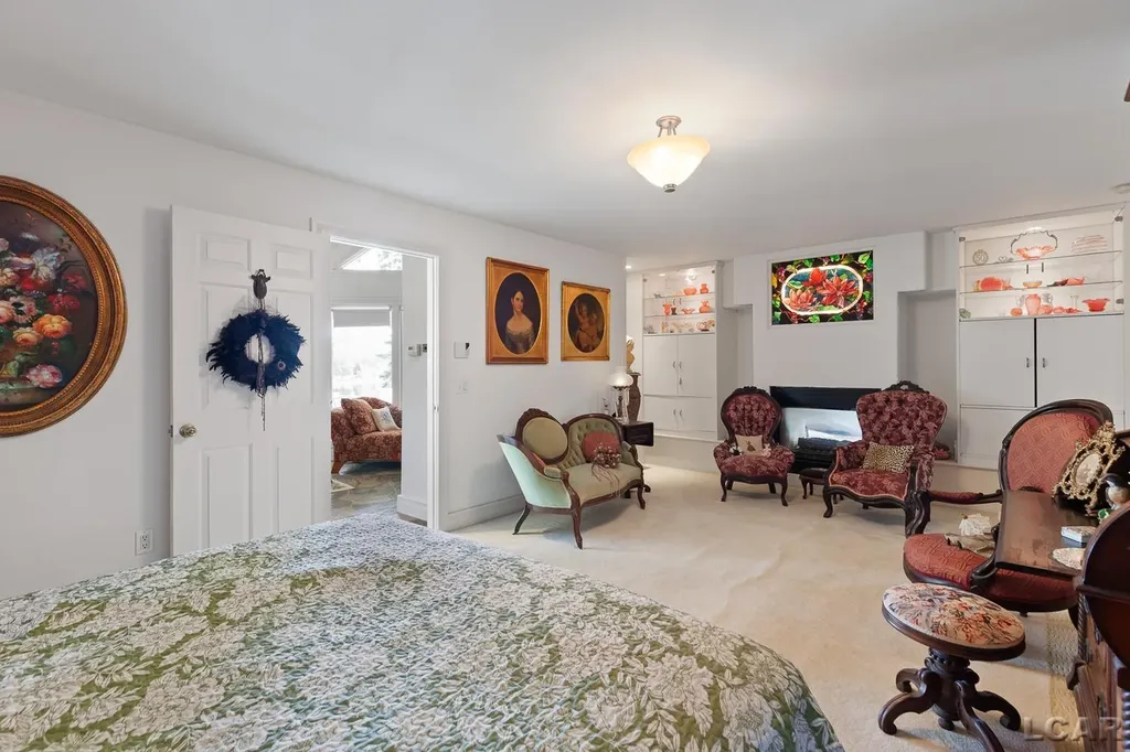 25 S Shore Drive Woodstock Township MI 49220