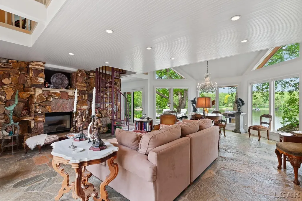 25 S Shore Drive Woodstock Township MI 49220