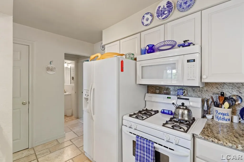 25 S Shore Drive Woodstock Township MI 49220
