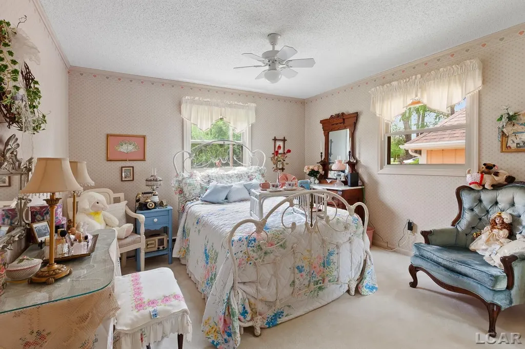 25 S Shore Drive Woodstock Township MI 49220