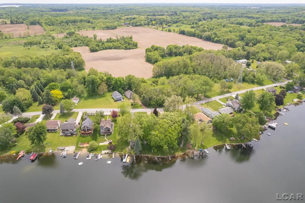25 S Shore Drive Woodstock Township MI 49220