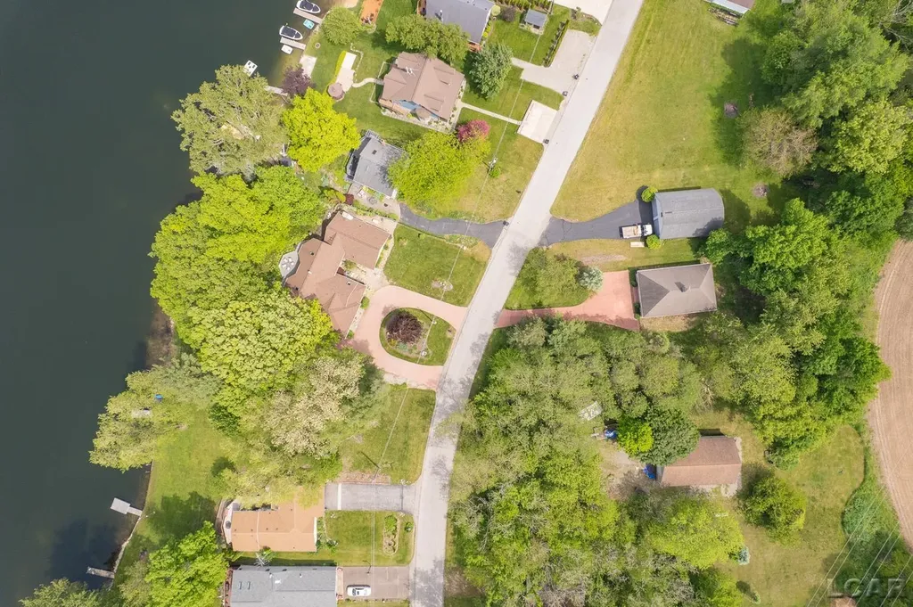 25 S Shore Drive Woodstock Township MI 49220
