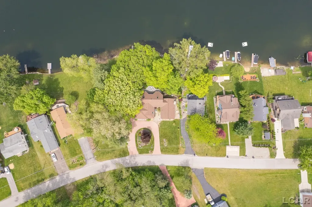 25 S Shore Drive Woodstock Township MI 49220