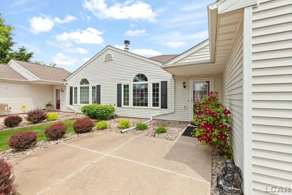 1001 Carriage Drive Tecumseh City MI 49286