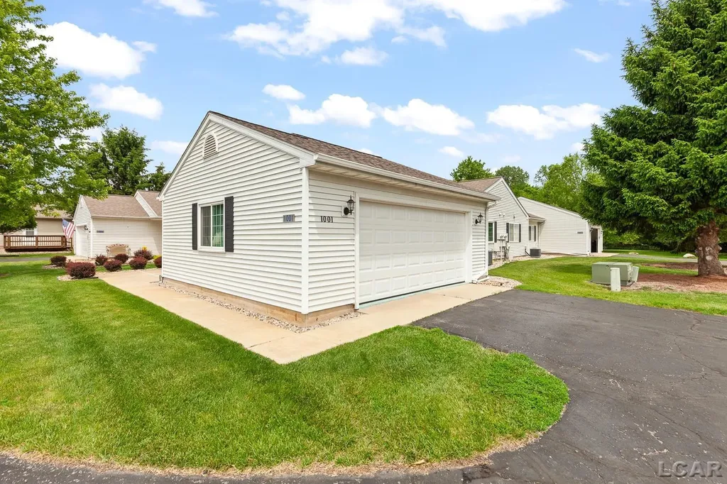 1001 Carriage Drive Tecumseh City MI 49286