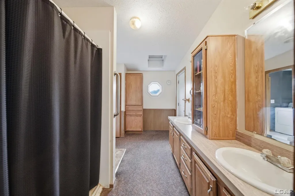 786 Brookview Drive Hudson City MI 49221