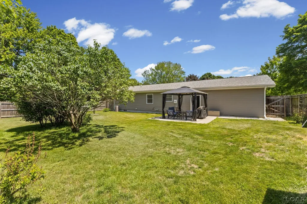 224 Kingsberry Court Blissfield Village MI 49228