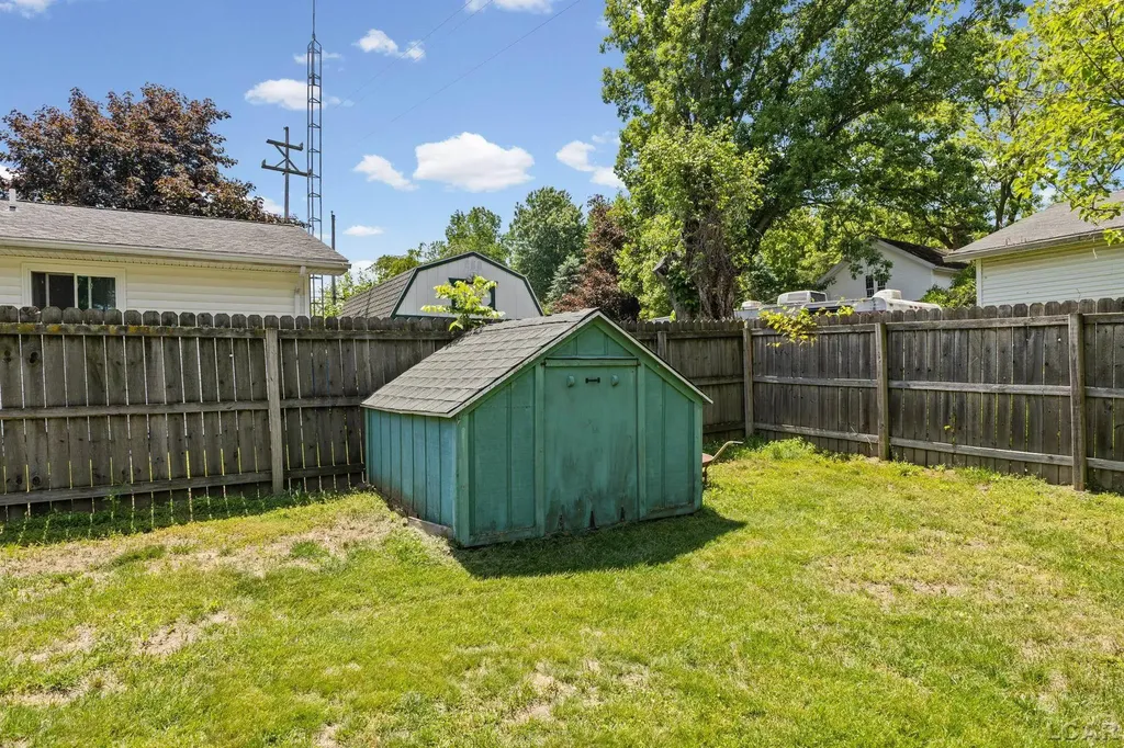 224 Kingsberry Court Blissfield Village MI 49228