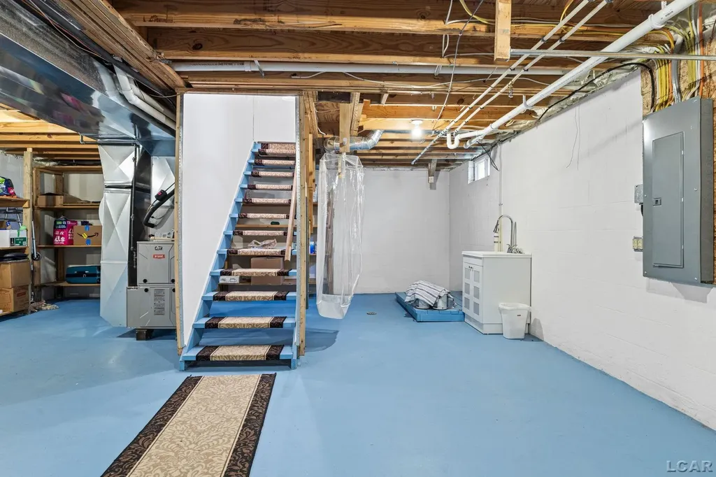 224 Kingsberry Court Blissfield Village MI 49228