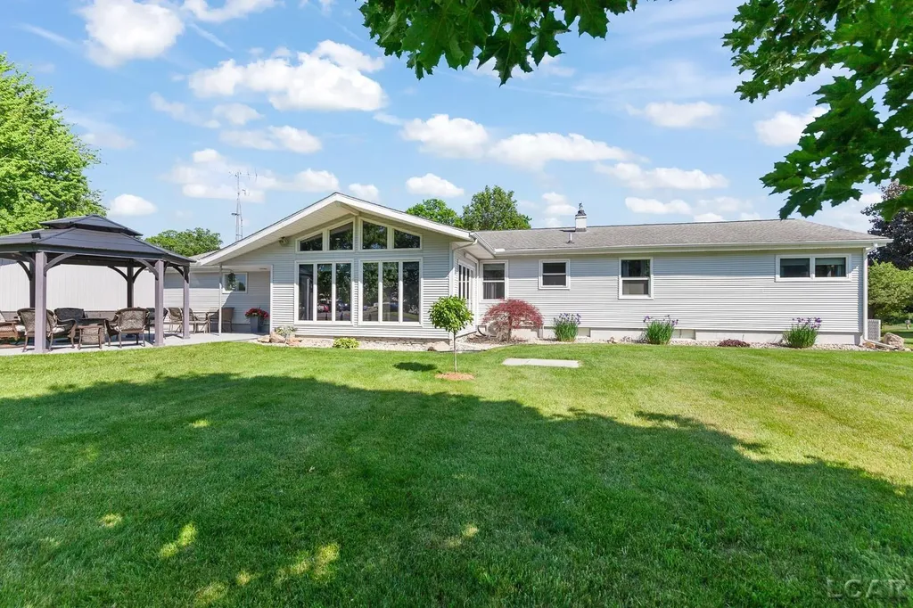 1462 Sand Creek Highway Madison Charter Township MI 49221
