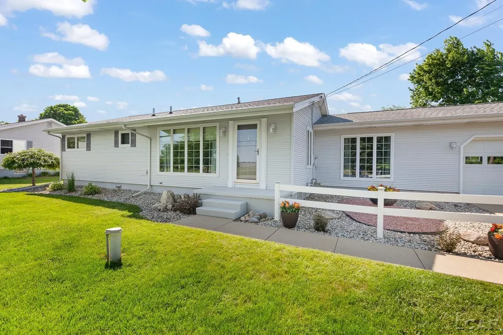 1462 Sand Creek Highway Madison Charter Township MI 49221