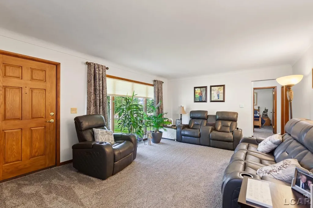1462 Sand Creek Highway Madison Charter Township MI 49221