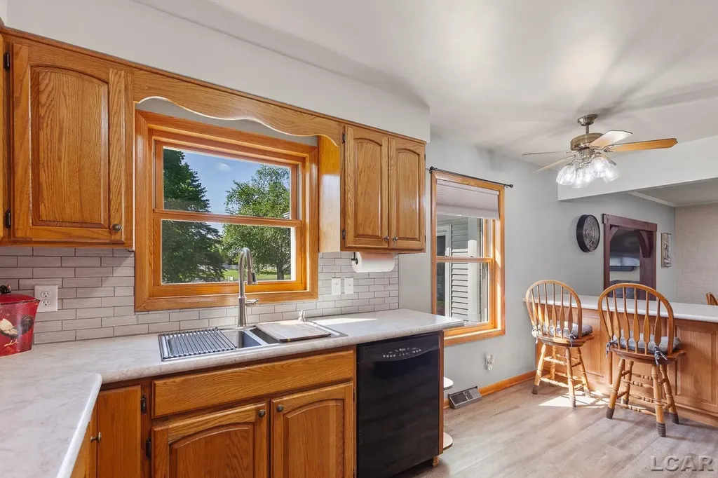 1462 Sand Creek Highway Madison Charter Township MI 49221