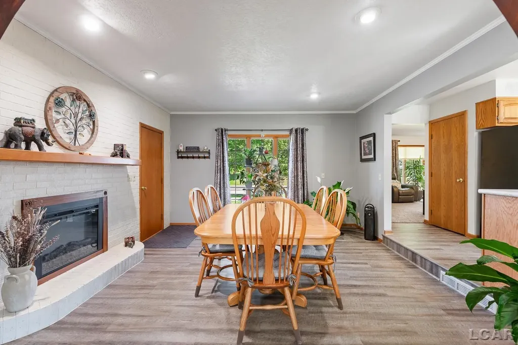 1462 Sand Creek Highway Madison Charter Township MI 49221