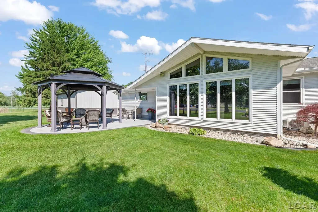 1462 Sand Creek Highway Madison Charter Township MI 49221