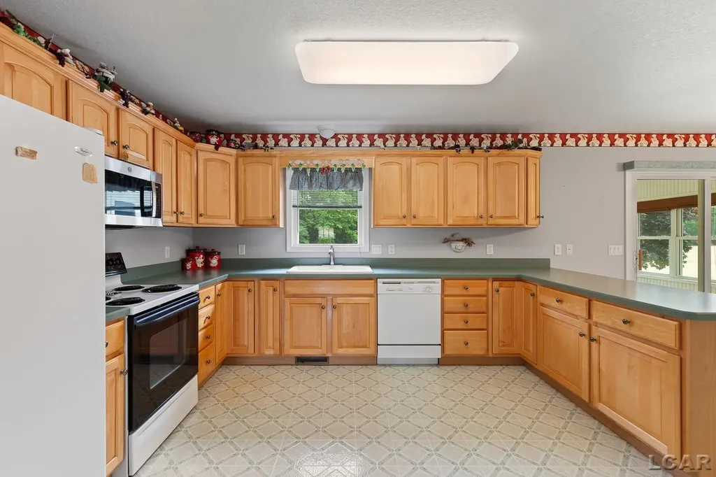 13525 Lawrence Road Hudson Township MI 49247