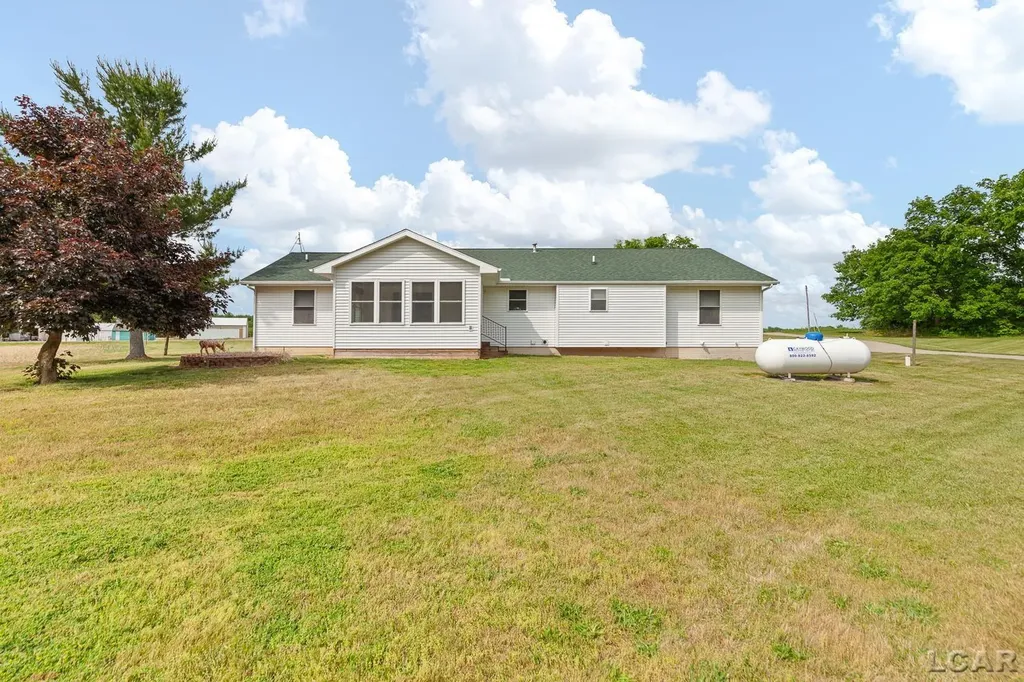 13525 Lawrence Road Hudson Township MI 49247