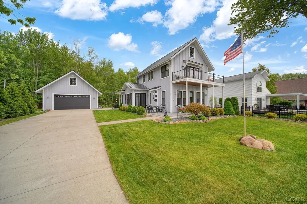 3493 Round Lake Highway Rollin Township MI 49253