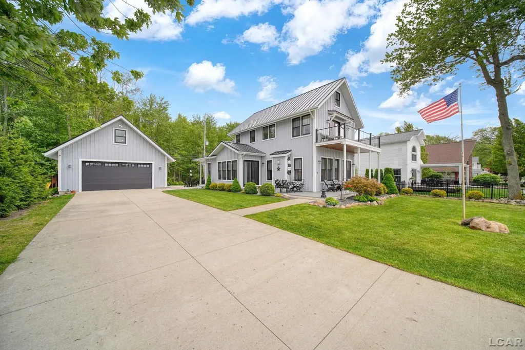 3493 Round Lake Highway Rollin Township MI 49253