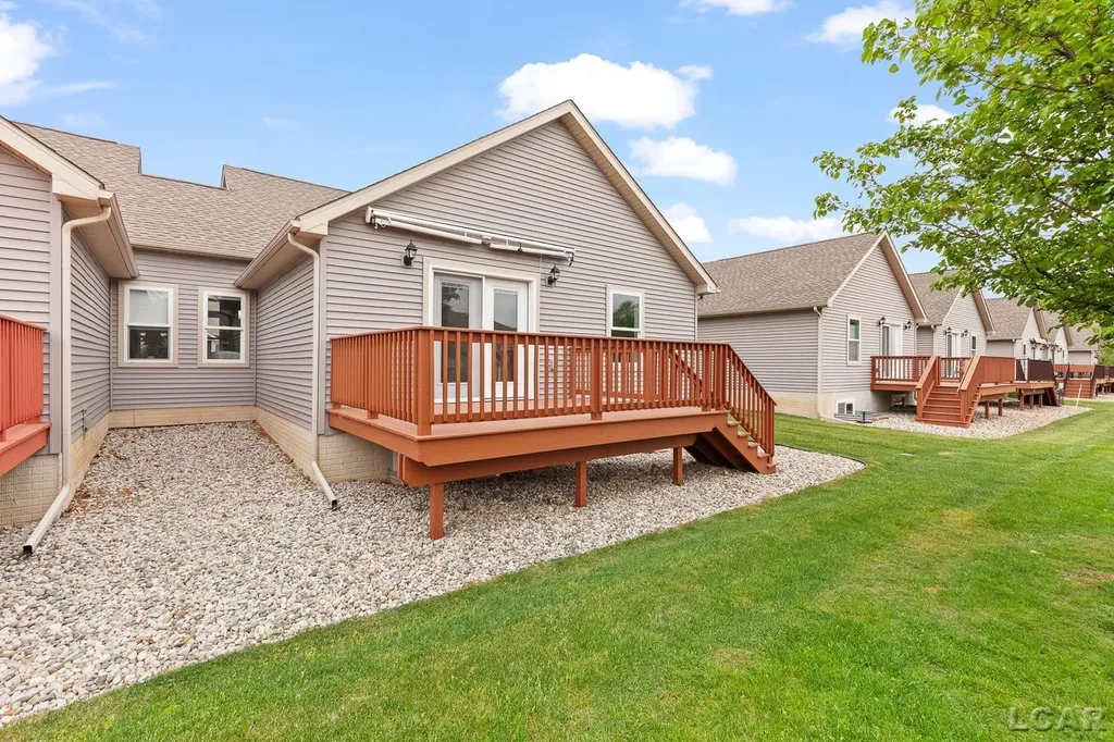 587 Ridge Lane Tecumseh City MI 49286