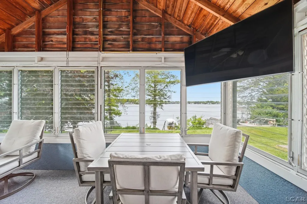 4834 Round Lake Highway Woodstock Township MI 49253