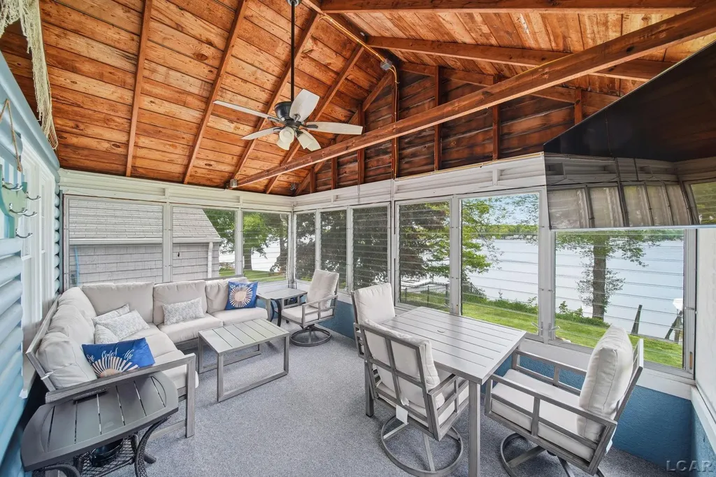 4834 Round Lake Highway Woodstock Township MI 49253