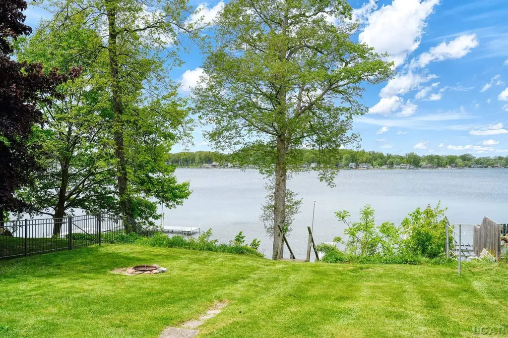 4834 Round Lake Highway Woodstock Township MI 49253