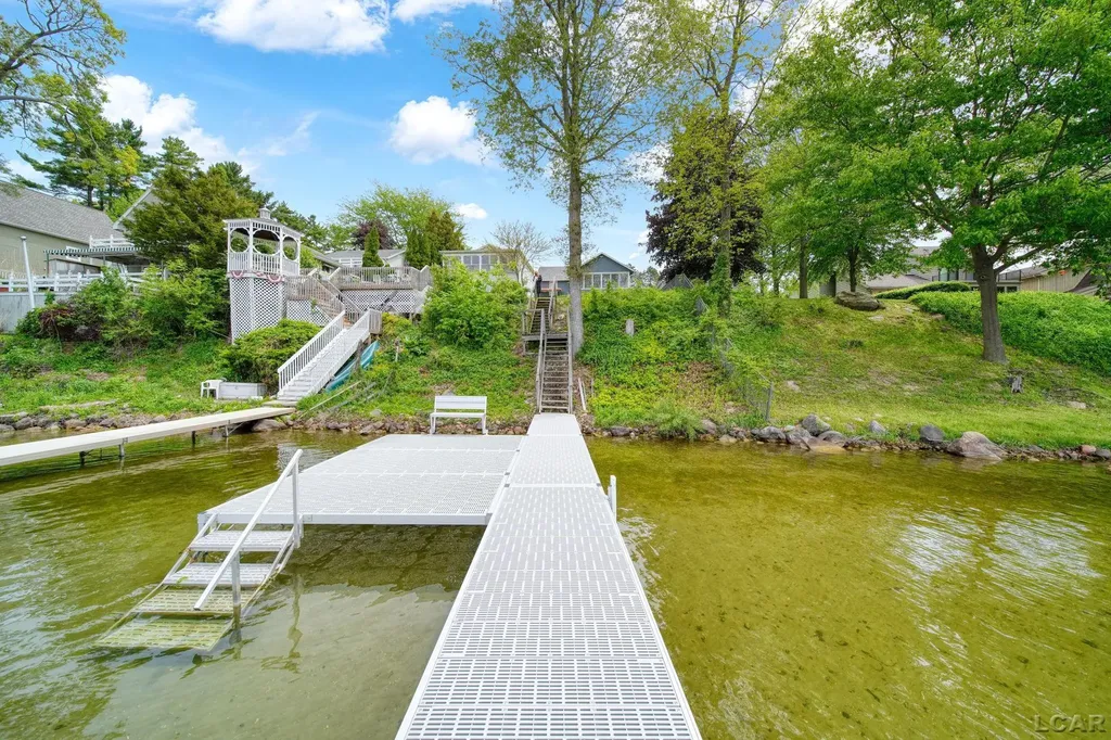 4834 Round Lake Highway Woodstock Township MI 49253