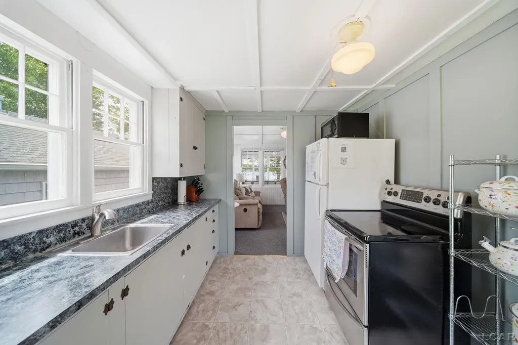 4834 Round Lake Highway Woodstock Township MI 49253