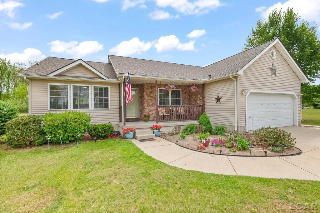 6483 Pocklington Road Raisin Township MI 49229