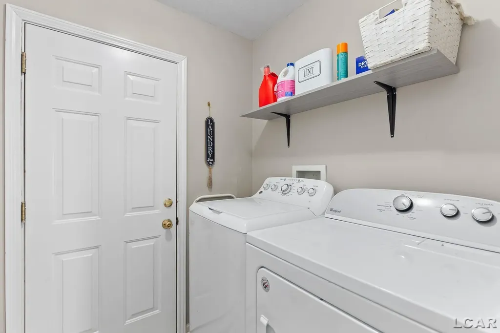 6483 Pocklington Road Raisin Township MI 49229