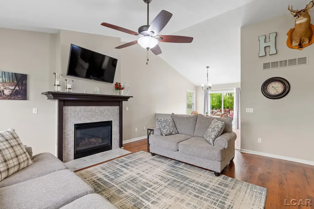 6483 Pocklington Road Raisin Township MI 49229