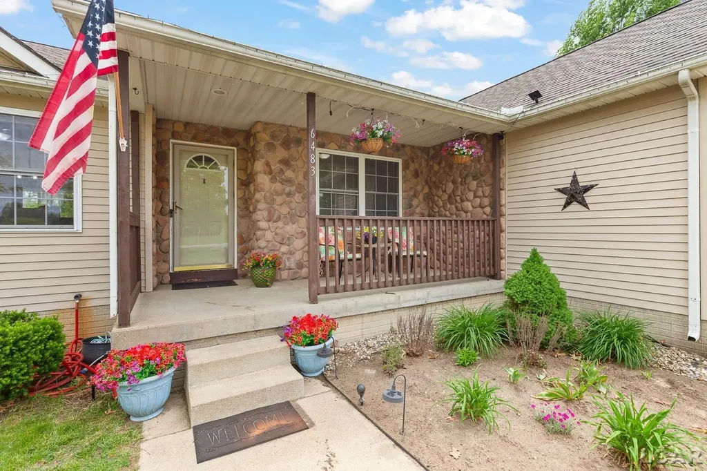 6483 Pocklington Road Raisin Township MI 49229