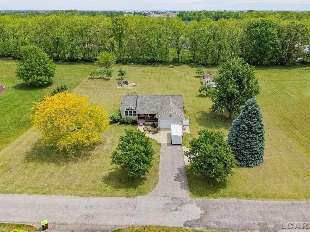 6483 Pocklington Road Raisin Township MI 49229
